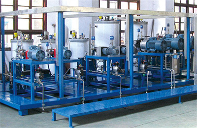 PU foaming machine